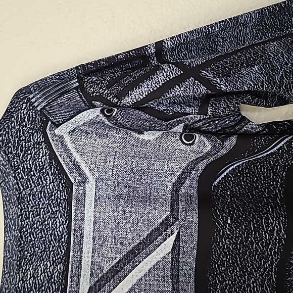 Marvel Winter Soldier Mens Graphic Compression Long Sleeve 3D Print Shirt Sz 2XL - Picture 11 of 15